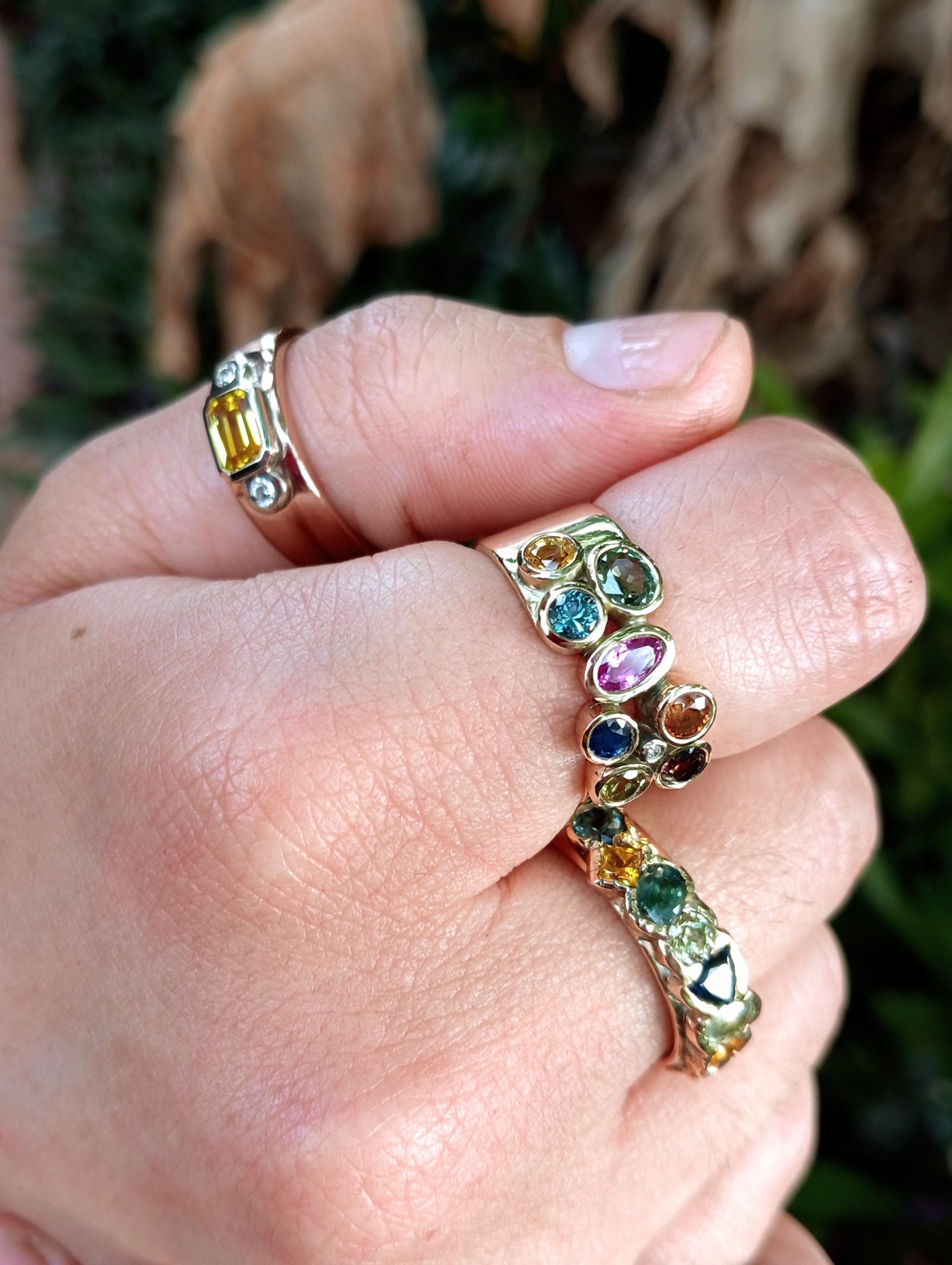 multi sapphire rings
