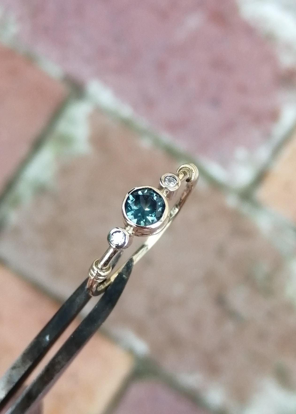 teal green sapphire and diamond ring